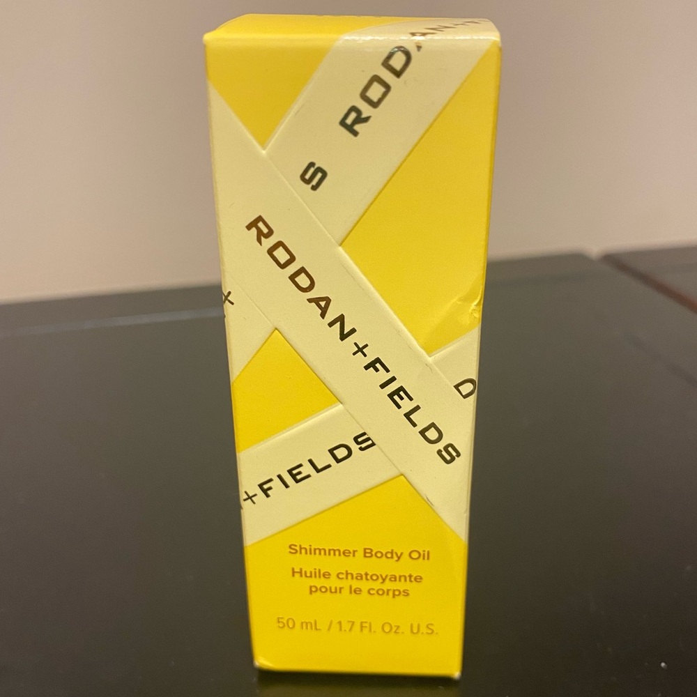 NIB sealed Rodan and Fields Shimmer Body Oil